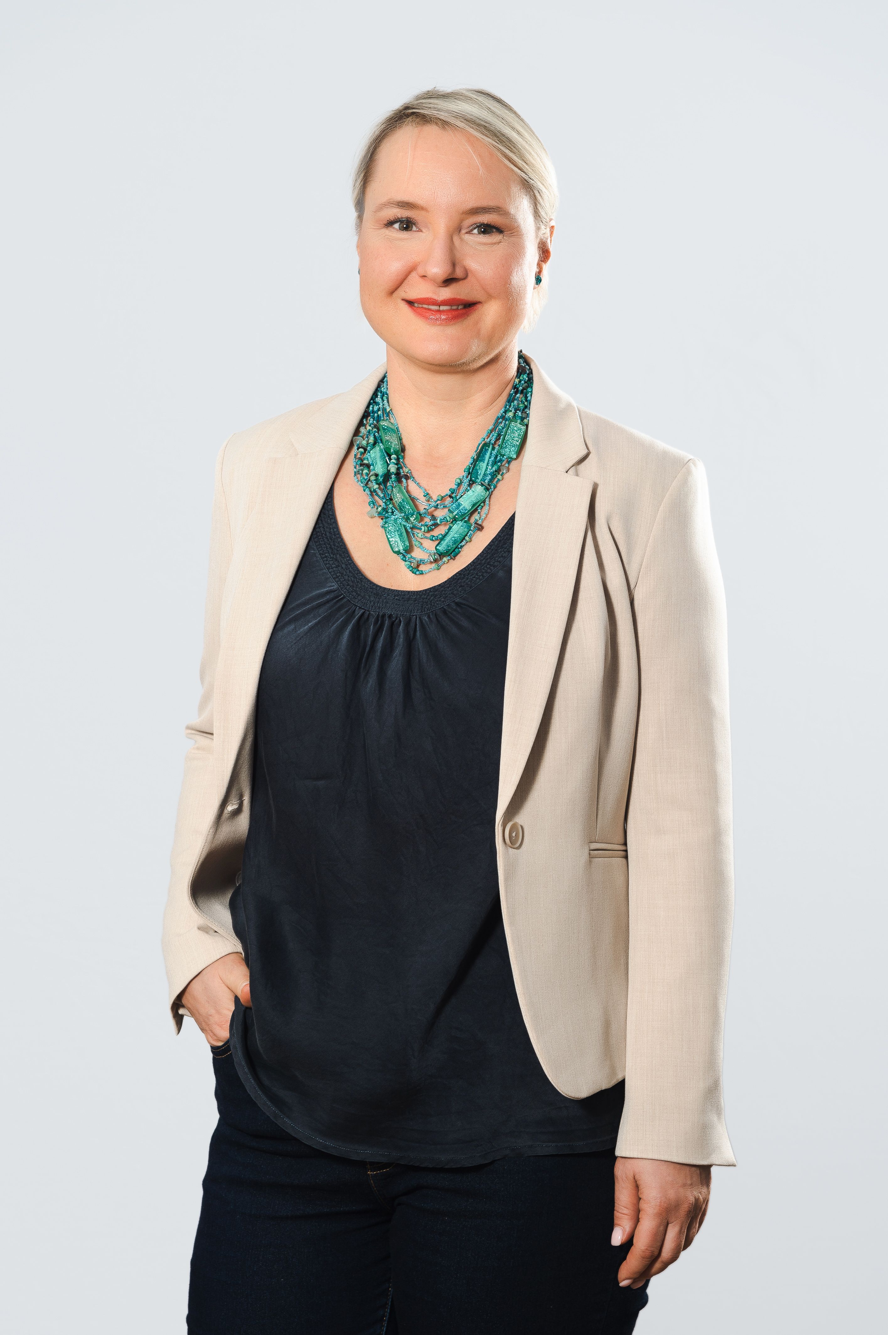 Angela Hable